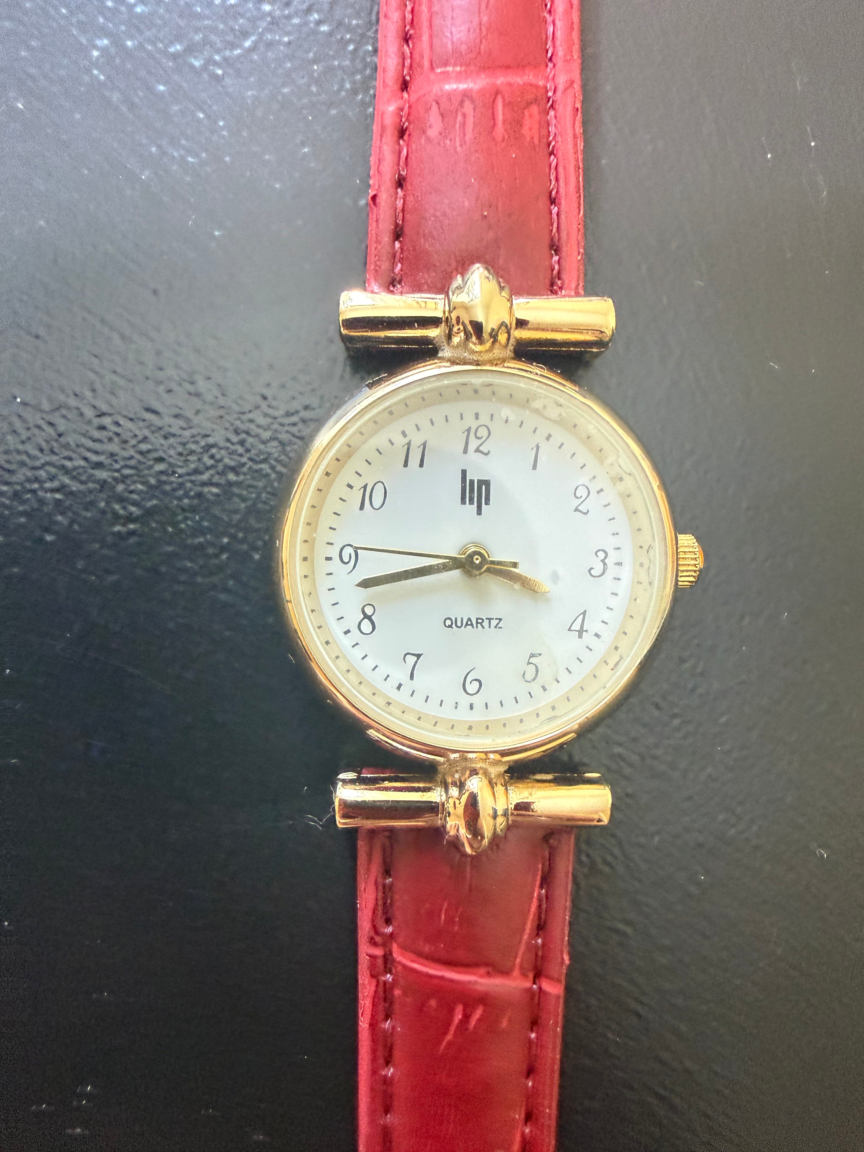 Jolie montre lip Classic femme