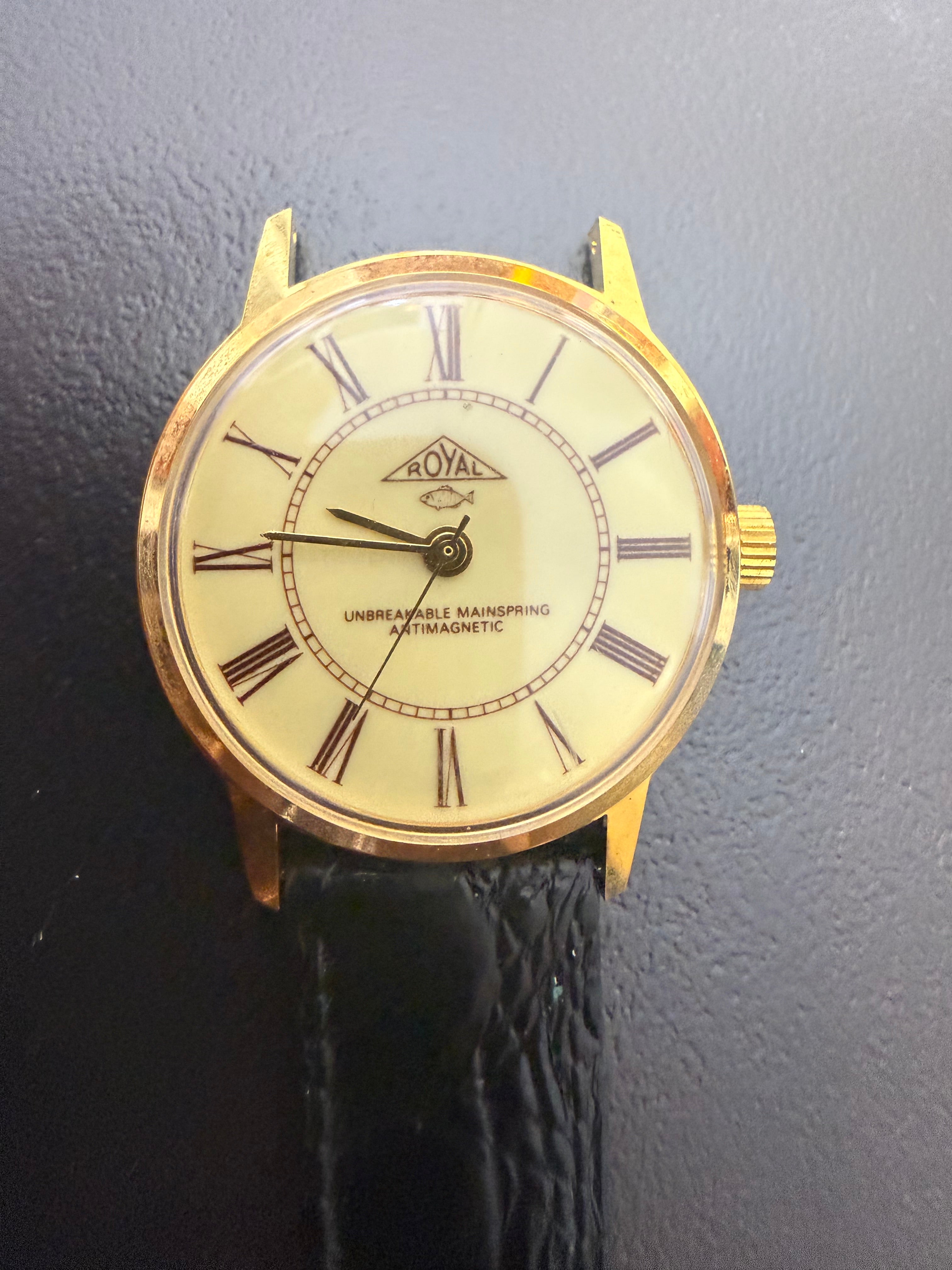 Montre Royale mécanique dame