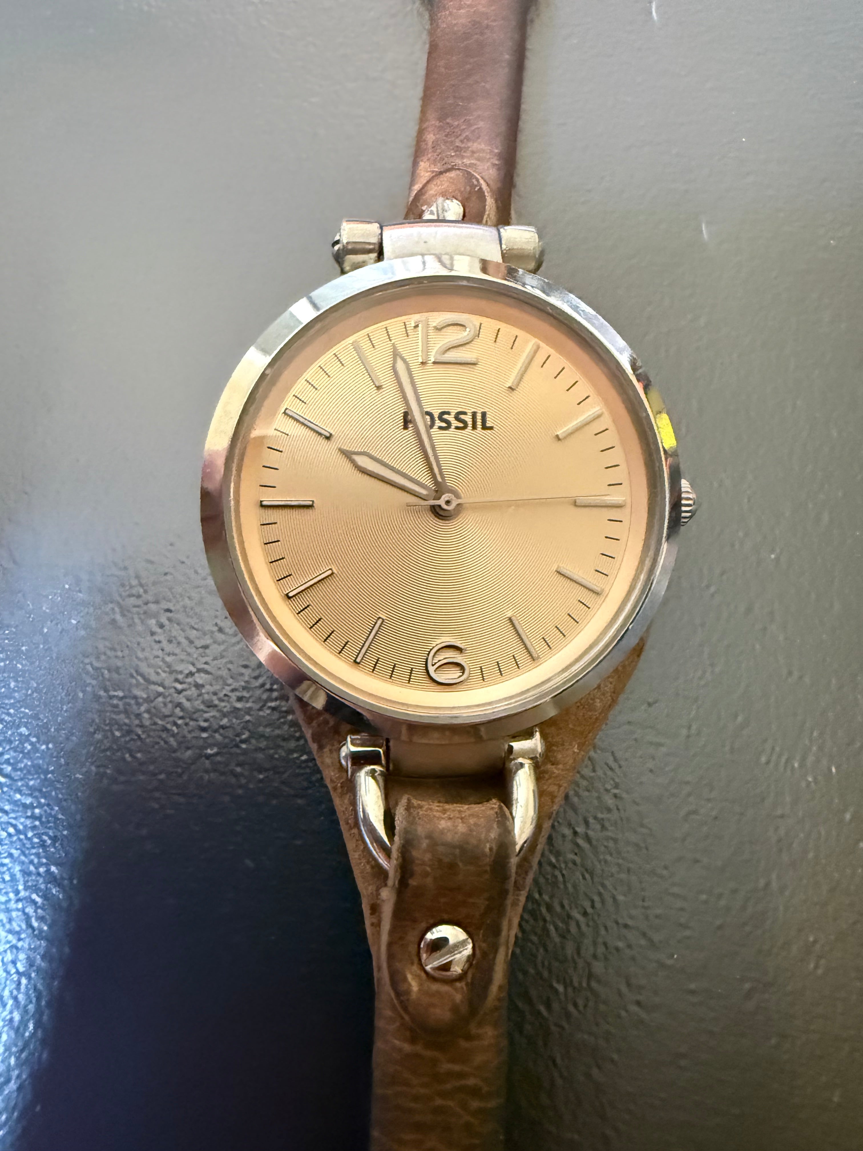 Belle montre fossil femme