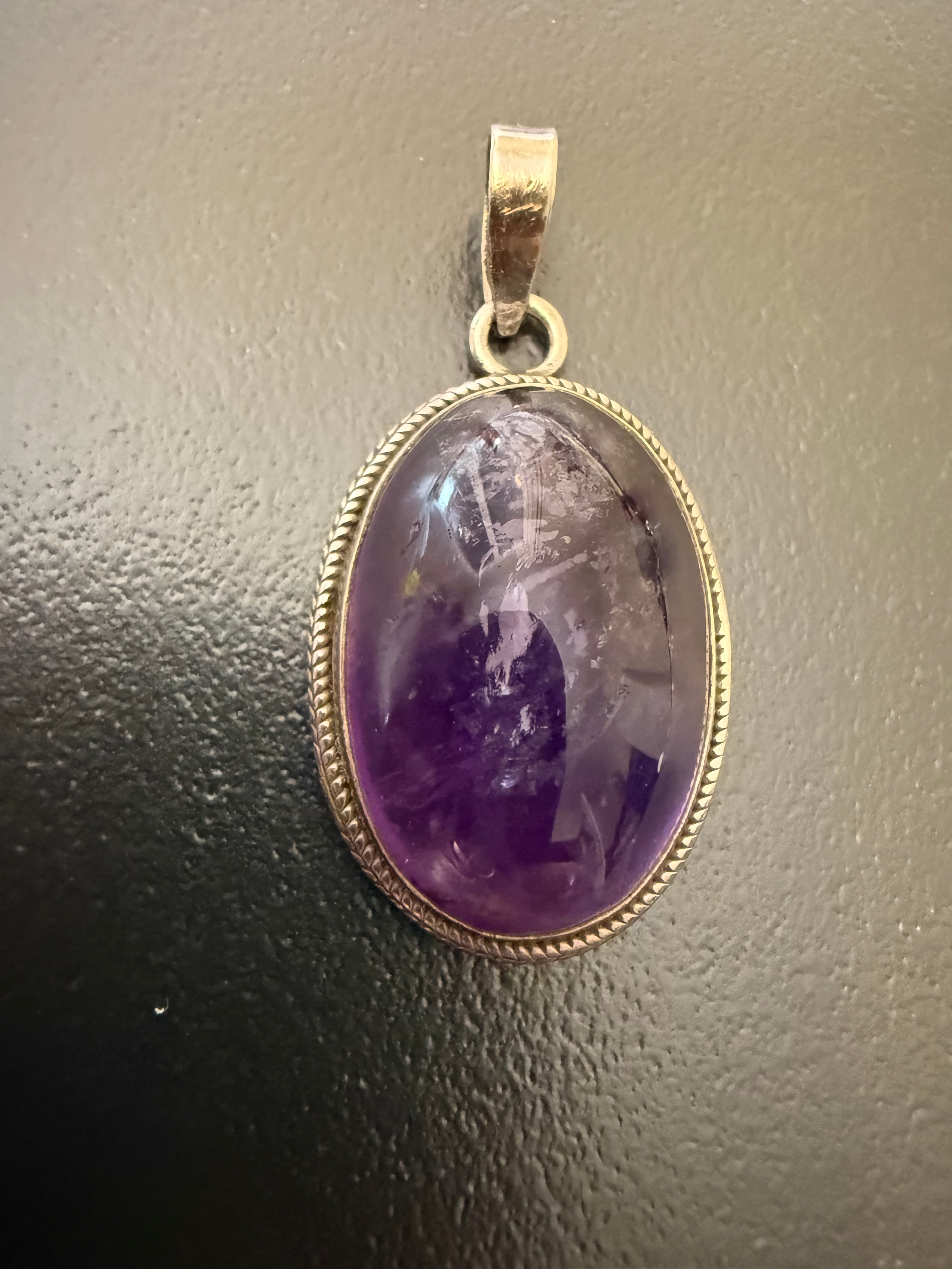 Imposant pendentif argent et améthyste