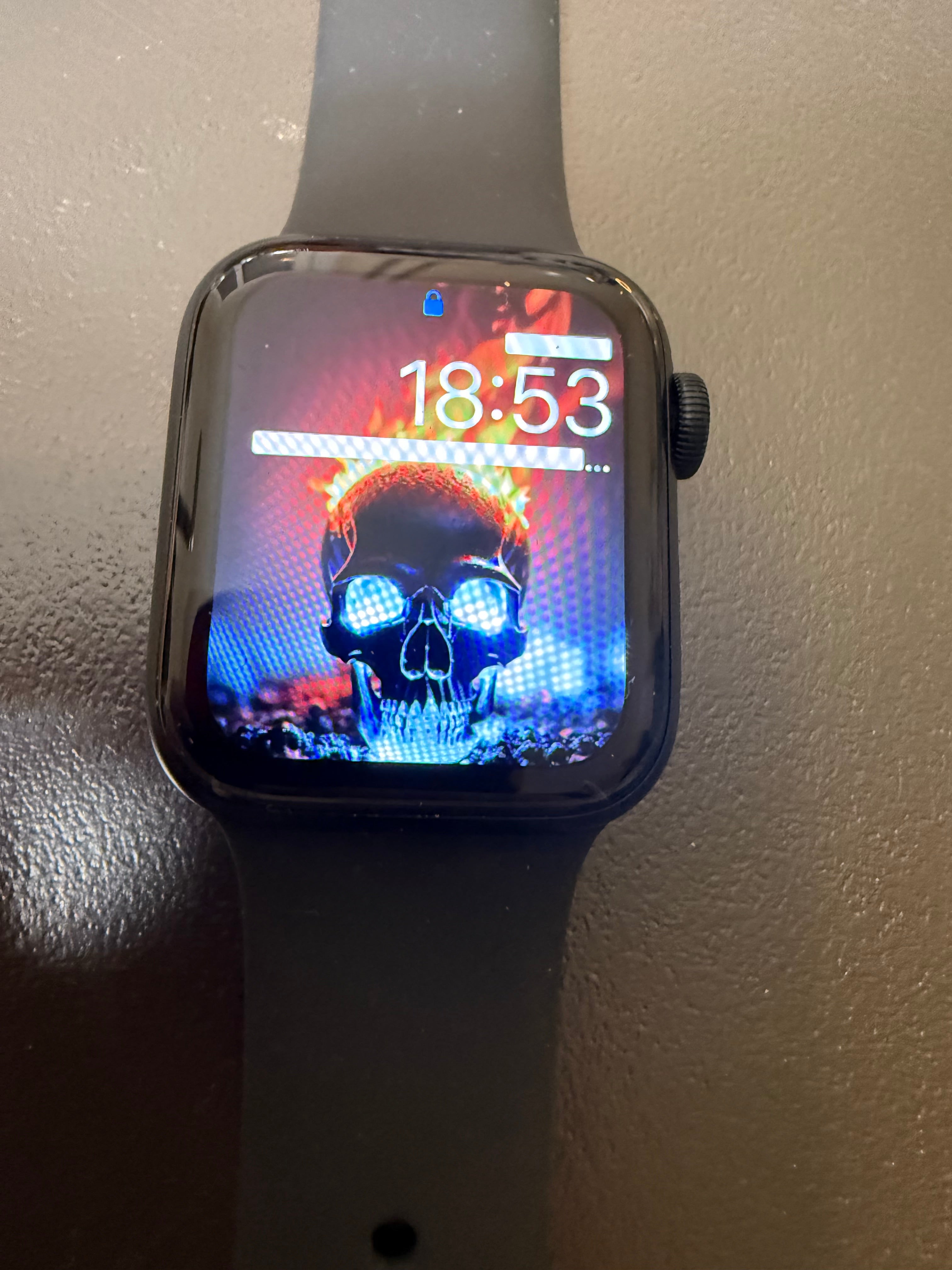Apple SE 40 mm en l état ou pour pièces